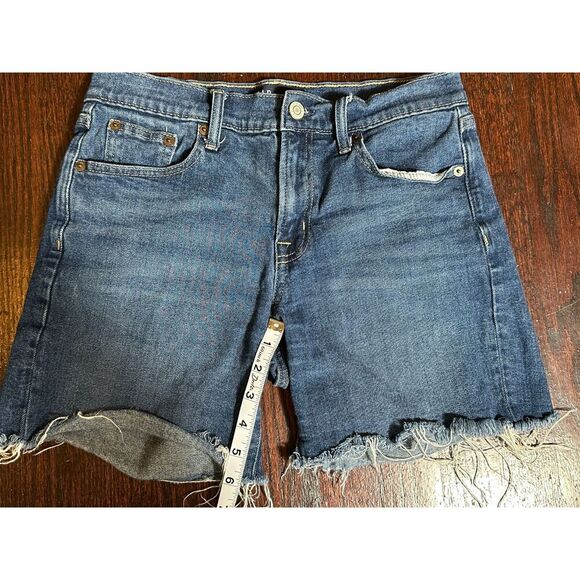 Gap Denim Classic 5" Denim Short Size 2 - Picture 8 of 8